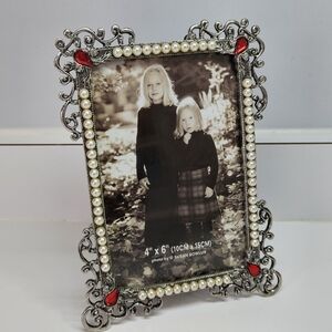 Ornate Silver Tone Red Rhinestone Faux Pearl Embellished 4" x 6" Photo Frame 4x6